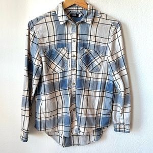 Urban Outfitters BDG Button Down Flannel Long Sleeve Shirt